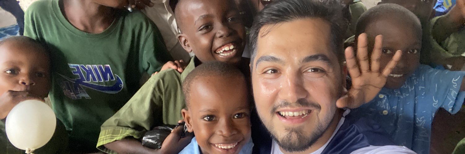 R_ercan95's profile banner image