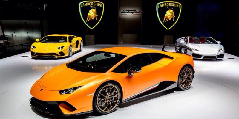 Lamborghini Madrid banner