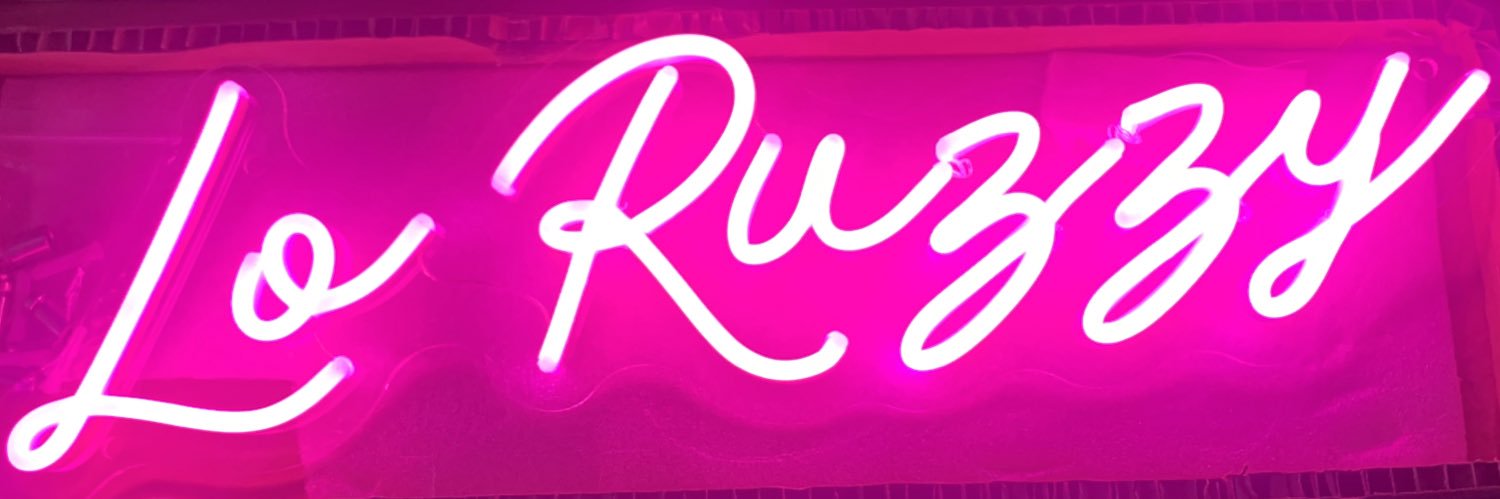 loruzzy's profile banner image