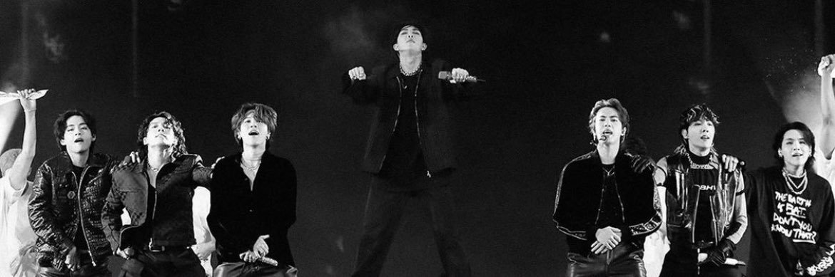 ARMYMomNSon's profile banner image