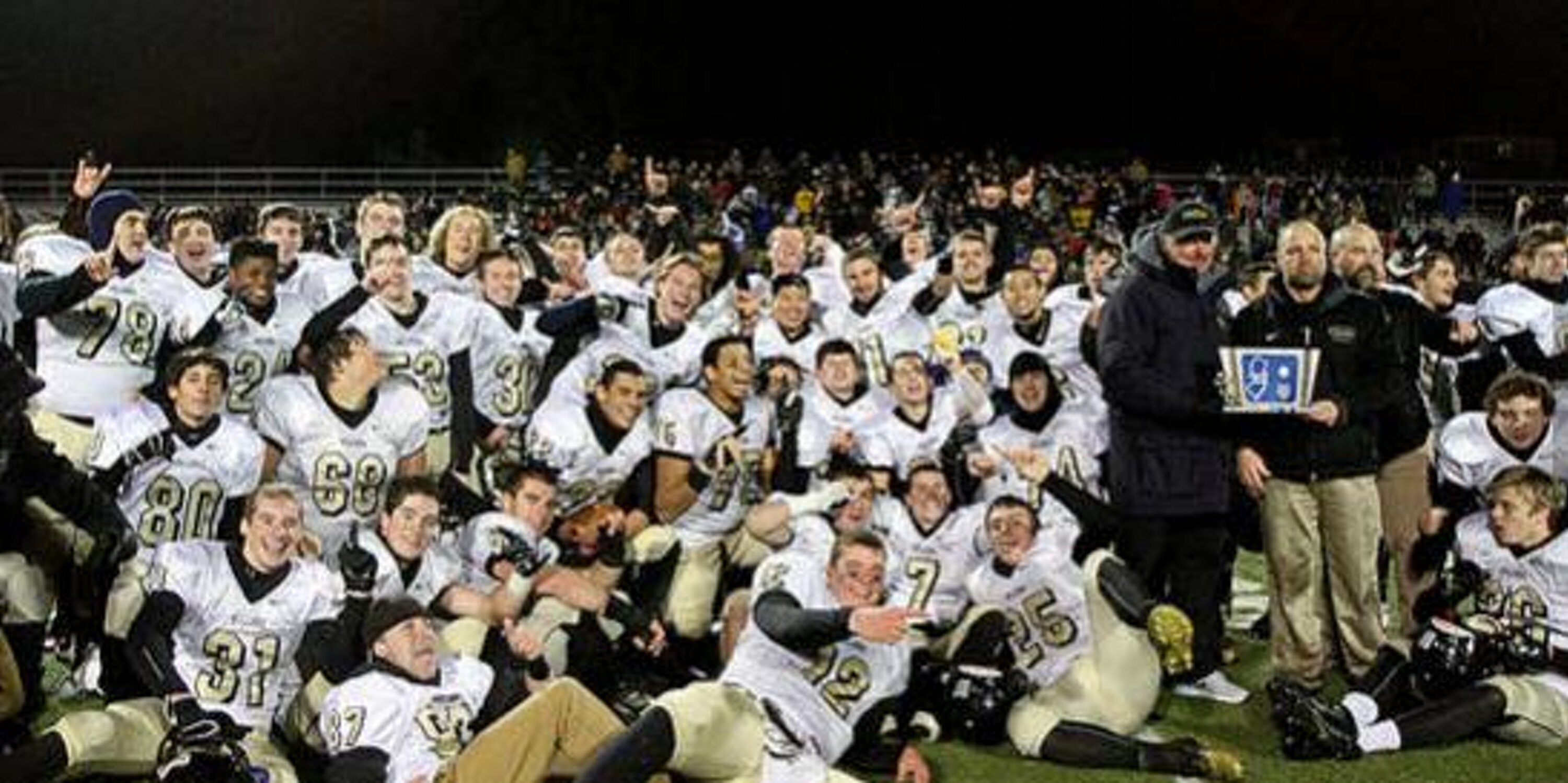 HVBULLDOGSFOOTBALL banner