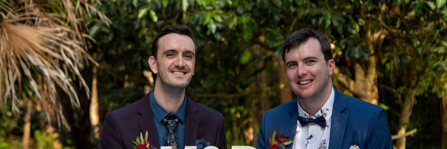 dizcrowell's profile banner image