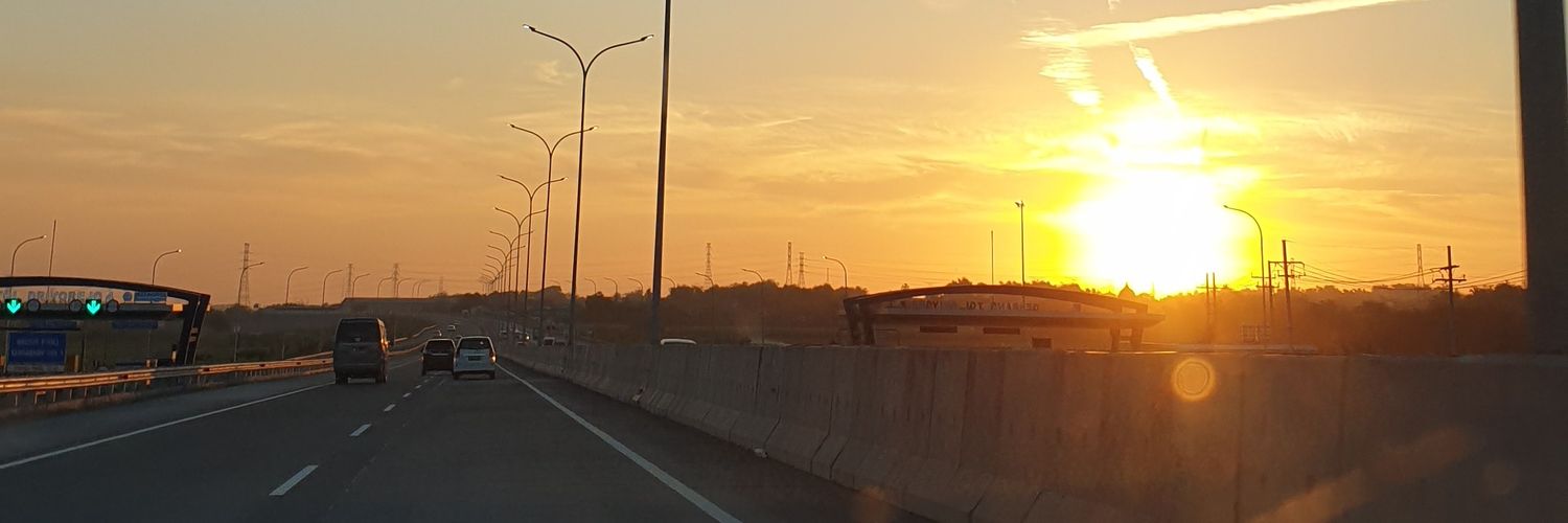 aqdanabriz's profile banner image