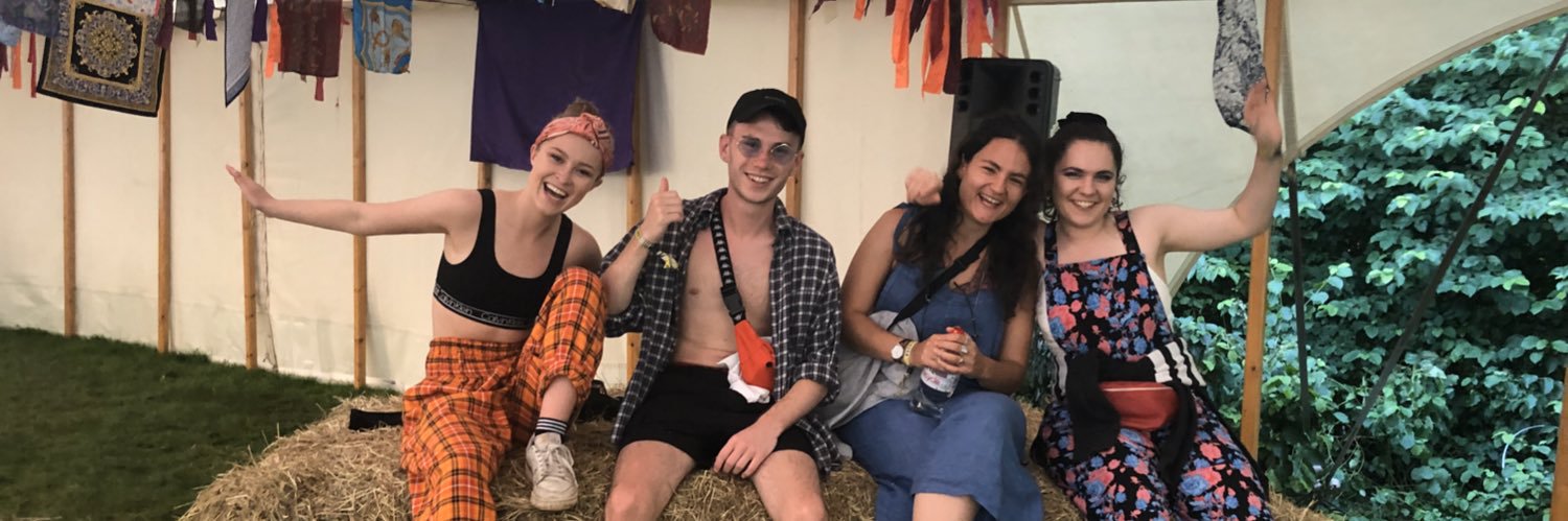 anniebird99's profile banner image