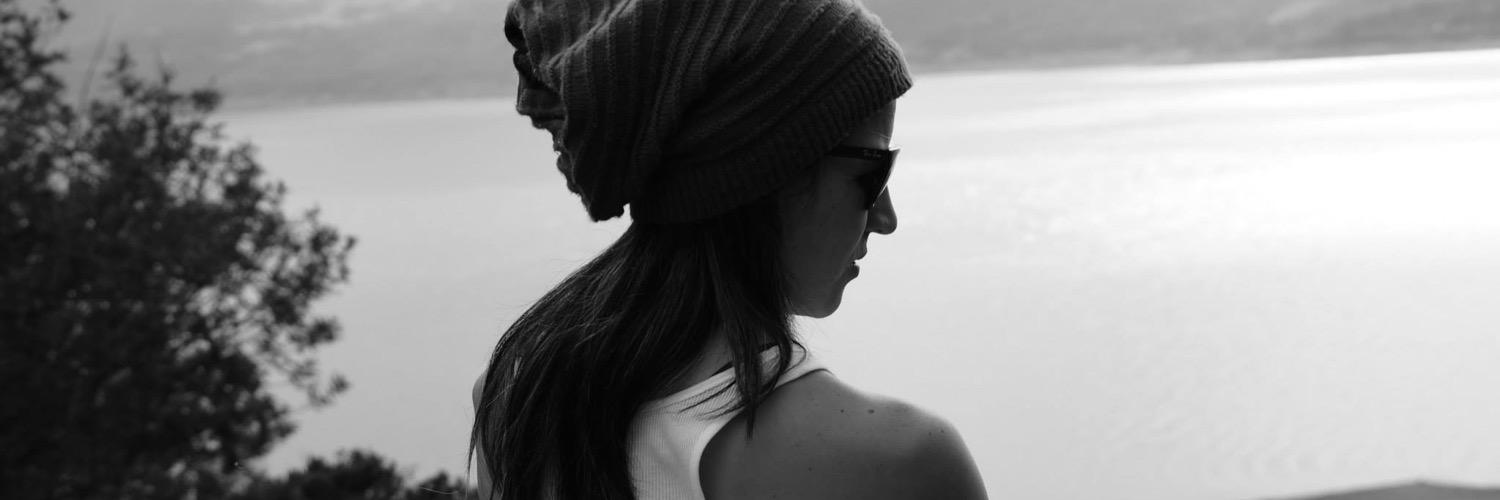 yinethfe's profile banner image