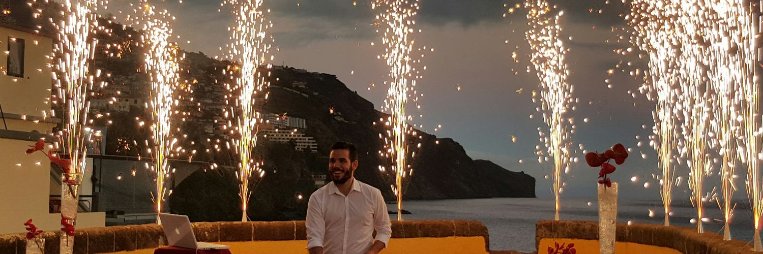 danielcairesx's profile banner image