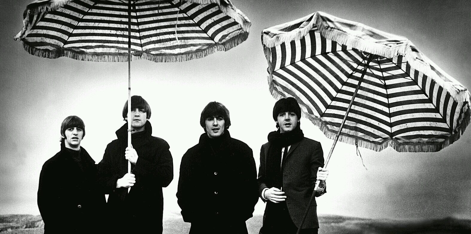 daniagustyra's profile banner image
