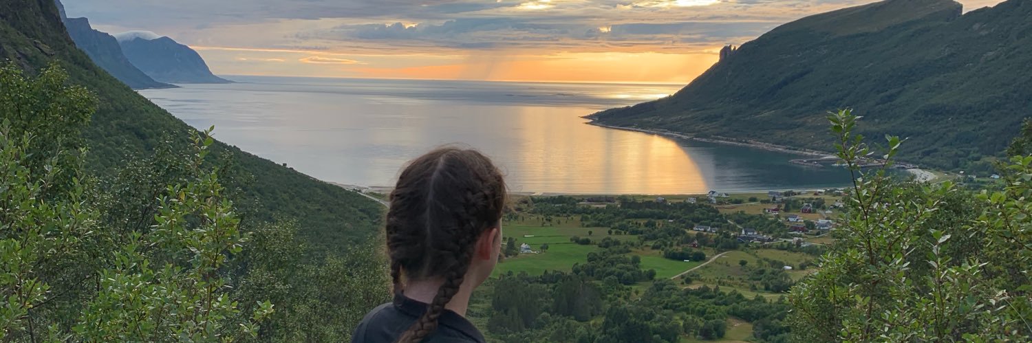 BeckyHepsoe's profile banner image