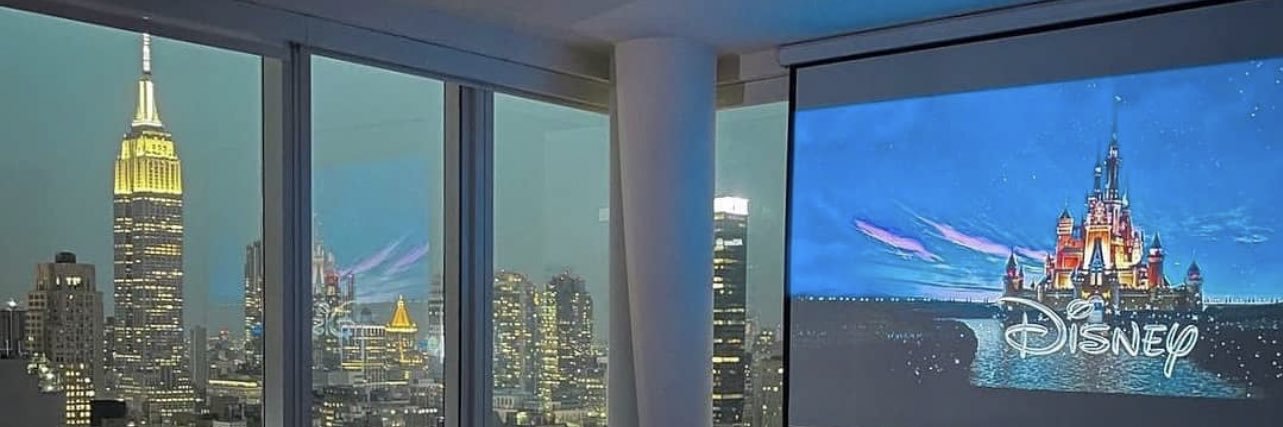 MOI, MOCHE & MECHANT banner