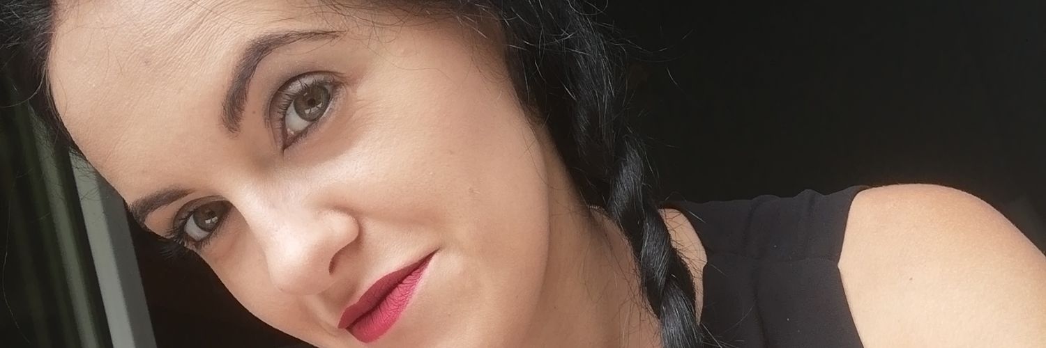 Crisstina88's profile banner image