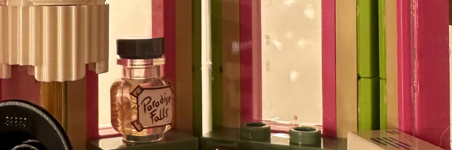 cerenmmk's profile banner image