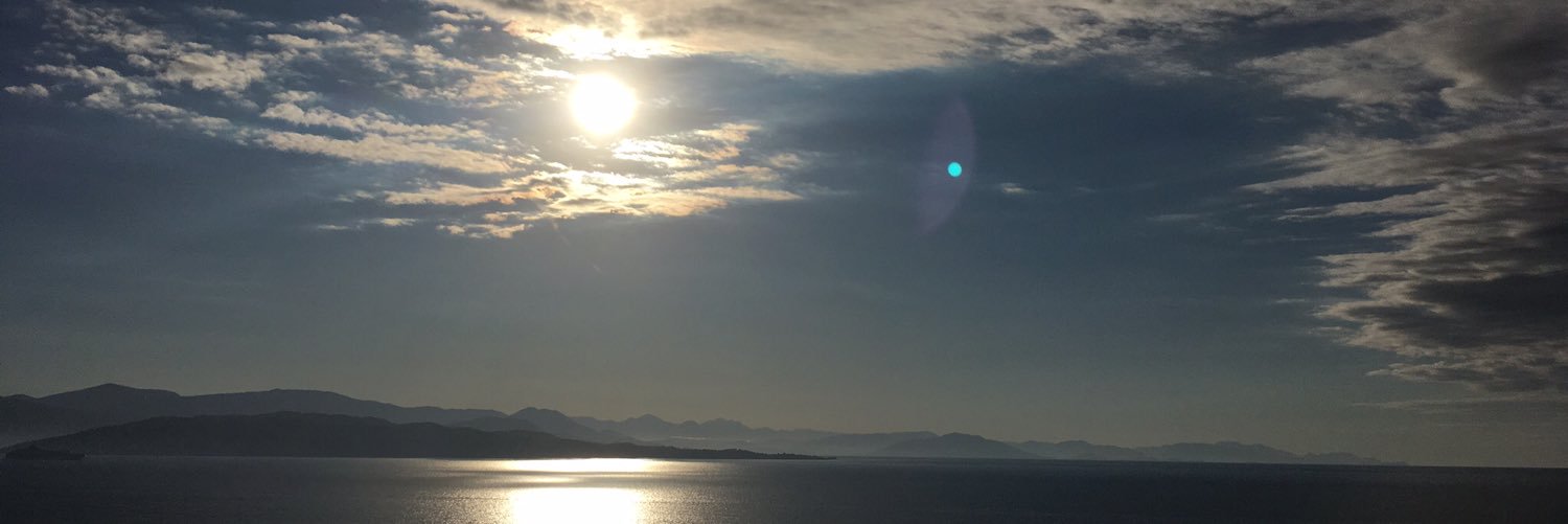 emmarisiom's profile banner image