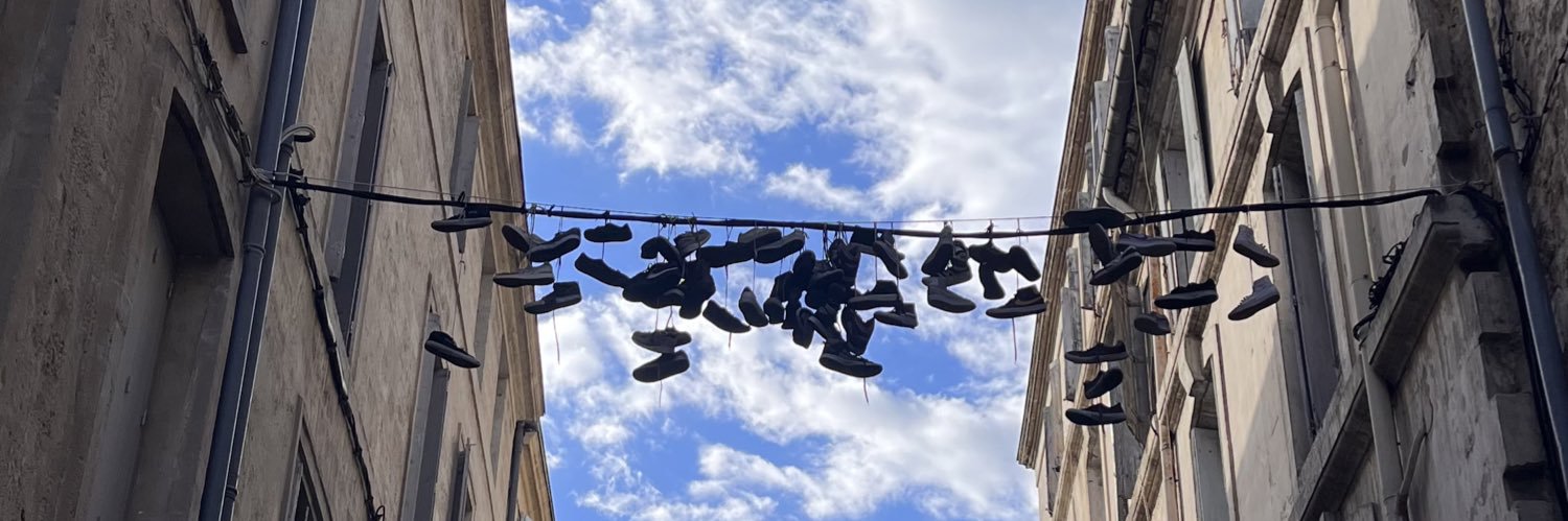 Laura M. 🎈 banner