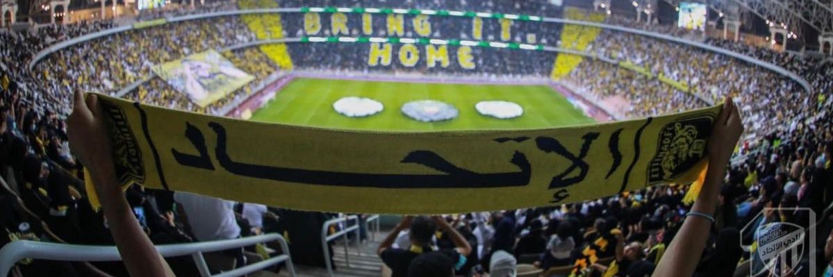 ree m banner