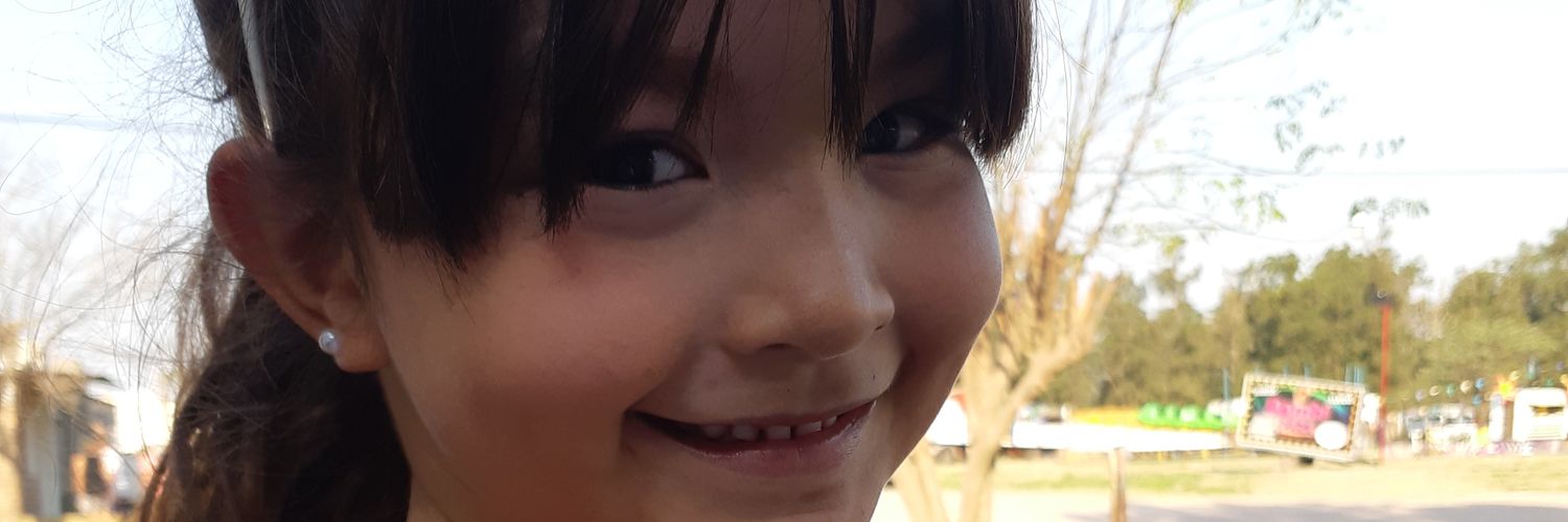 AndreaStefLopez's profile banner image