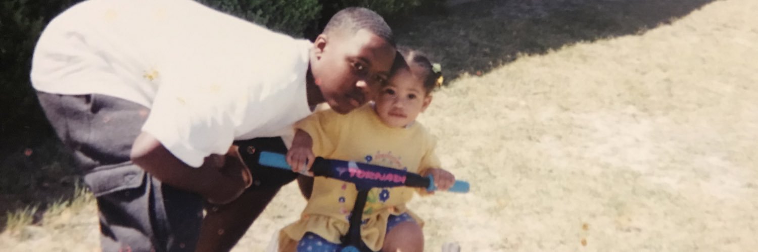 moniemoneee's profile banner image