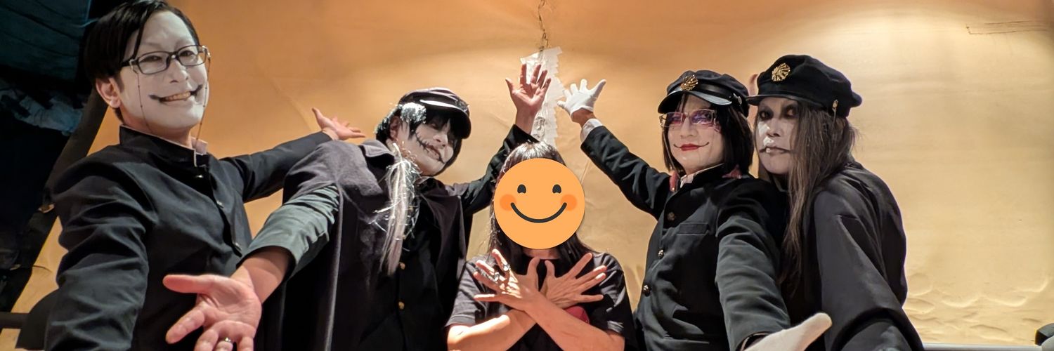 momo_maxi's profile banner image