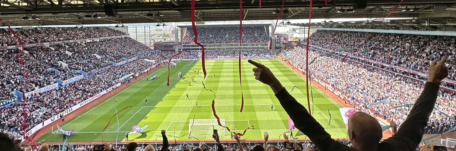 Whit banner