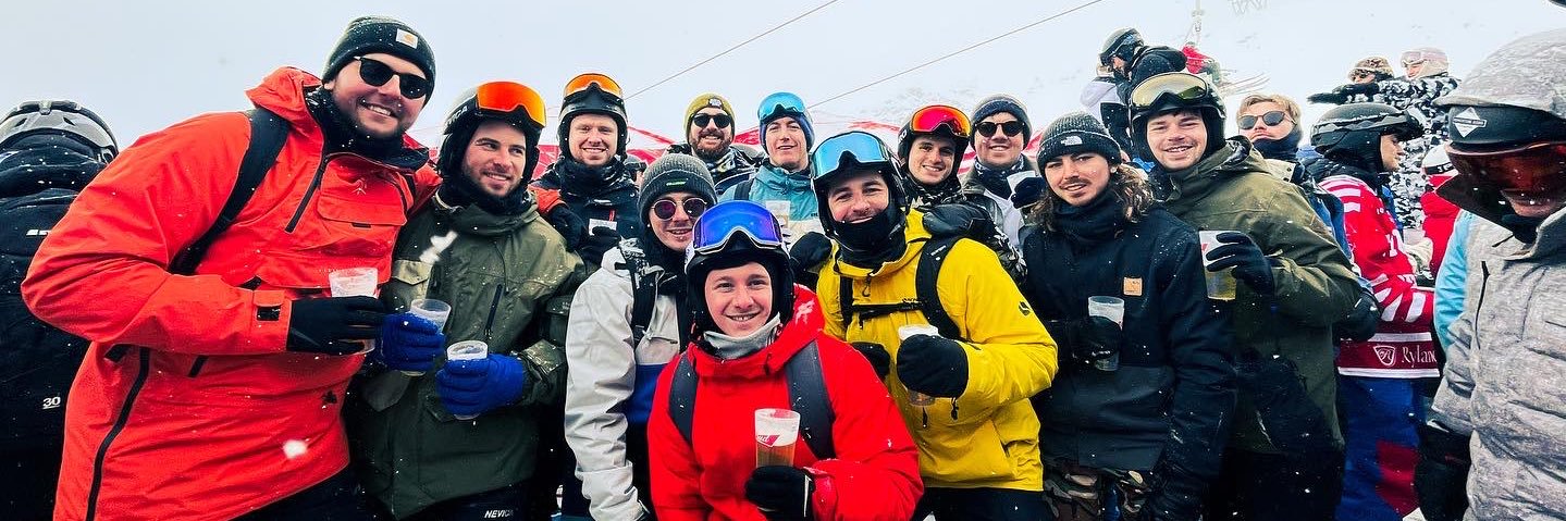 mikeyavis's profile banner image