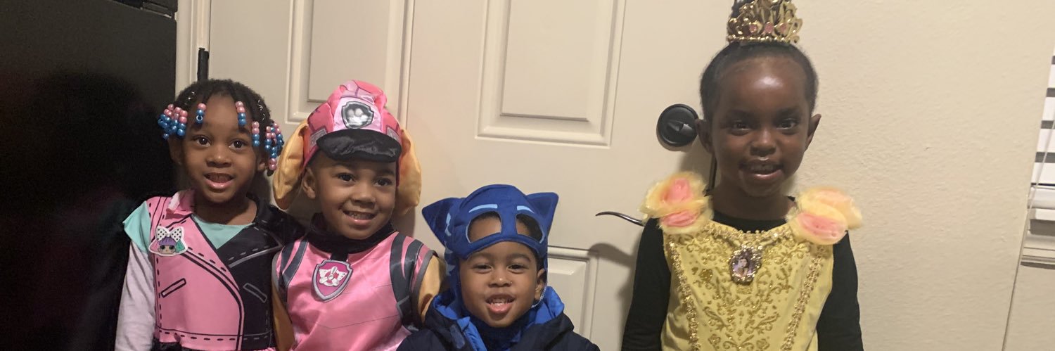 MIYA_NICOLEEE's profile banner image
