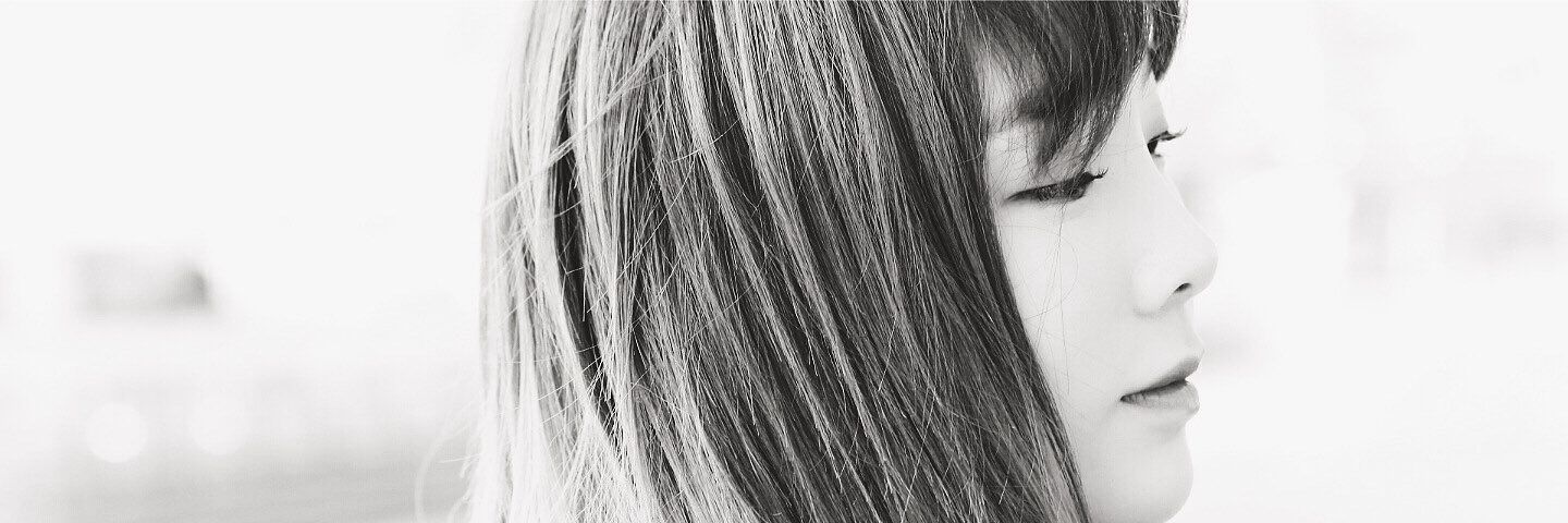 yulisofficial's profile banner image