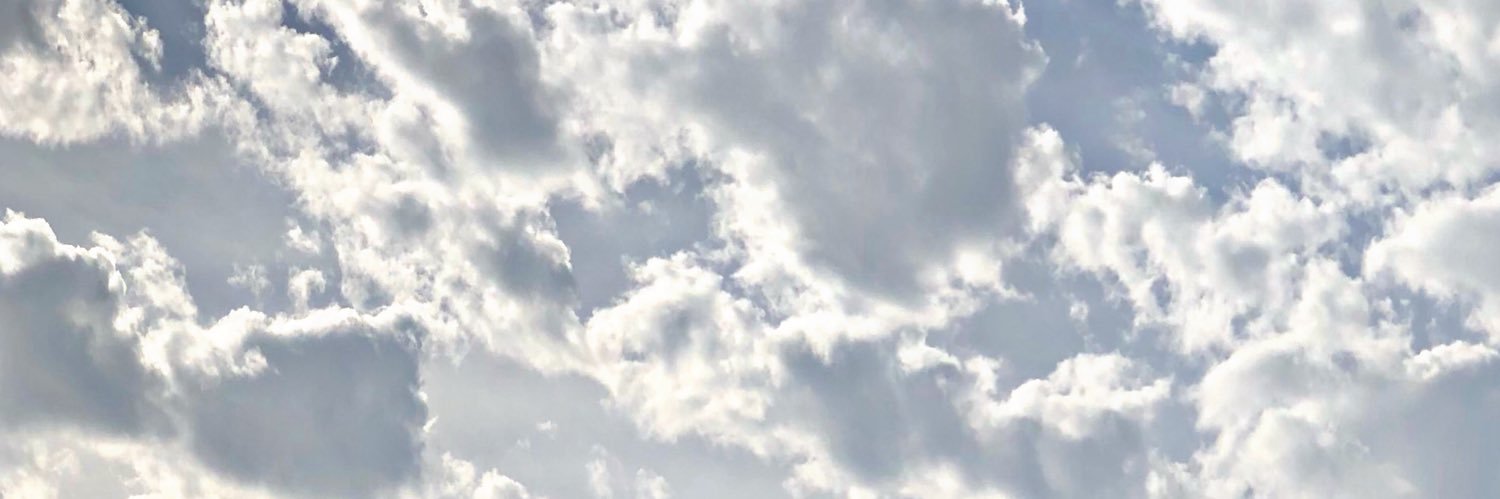 queen272's profile banner image