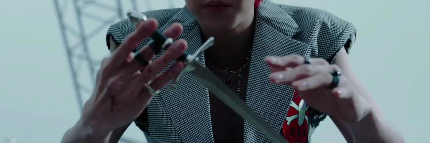 whatxiumin's profile banner image
