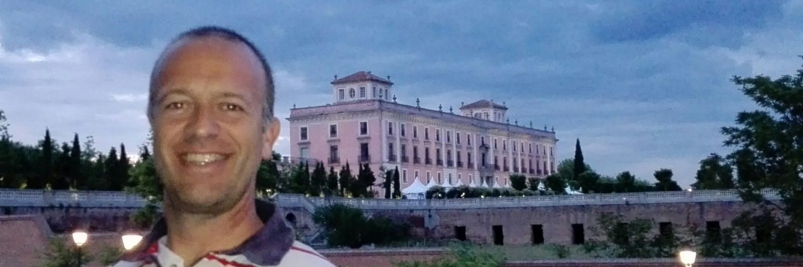 Javier Serrano banner