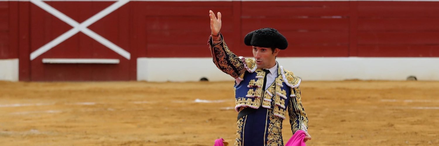 𝑨𝒍𝒃𝒆𝒓𝒕𝒐 𝑳𝒂𝒎𝒆𝒍𝒂𝒔 banner