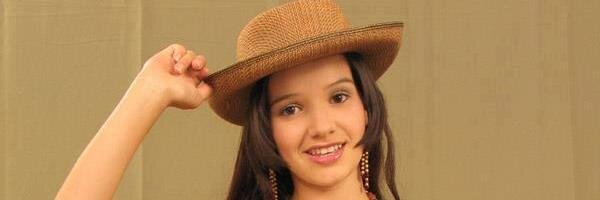 DonnaCmodel's profile banner image
