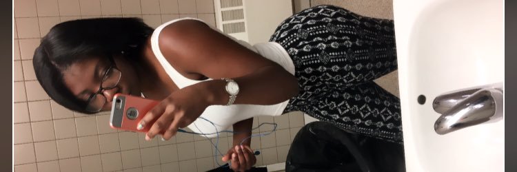 Tenishia_'s profile banner image