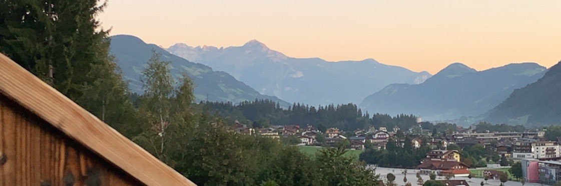SaHussan's profile banner image