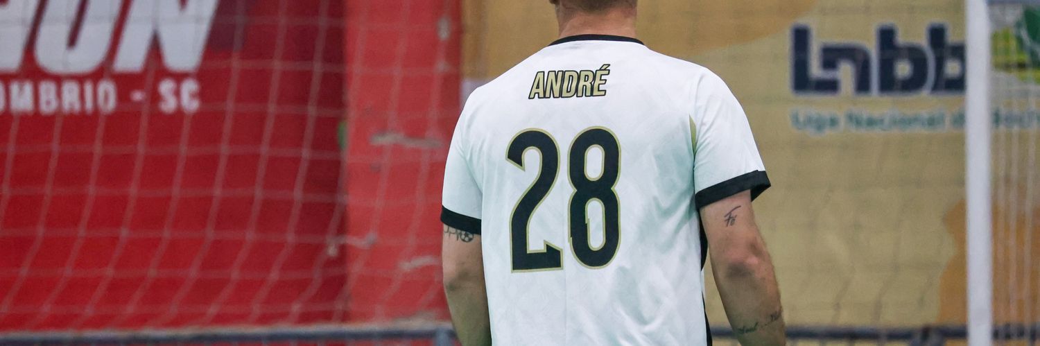 Andre_Moraiis's profile banner image