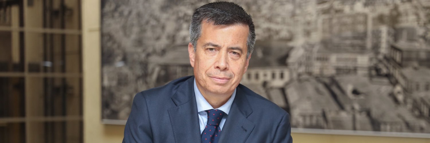 Andrés Celis Montt banner