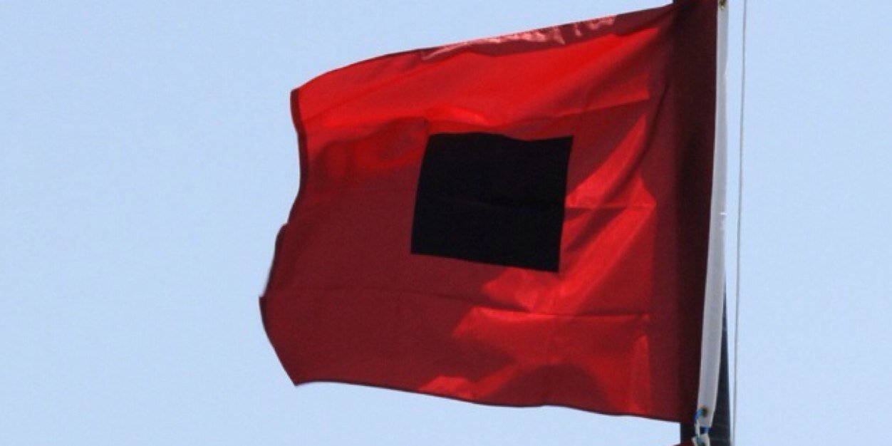 Cliff banner