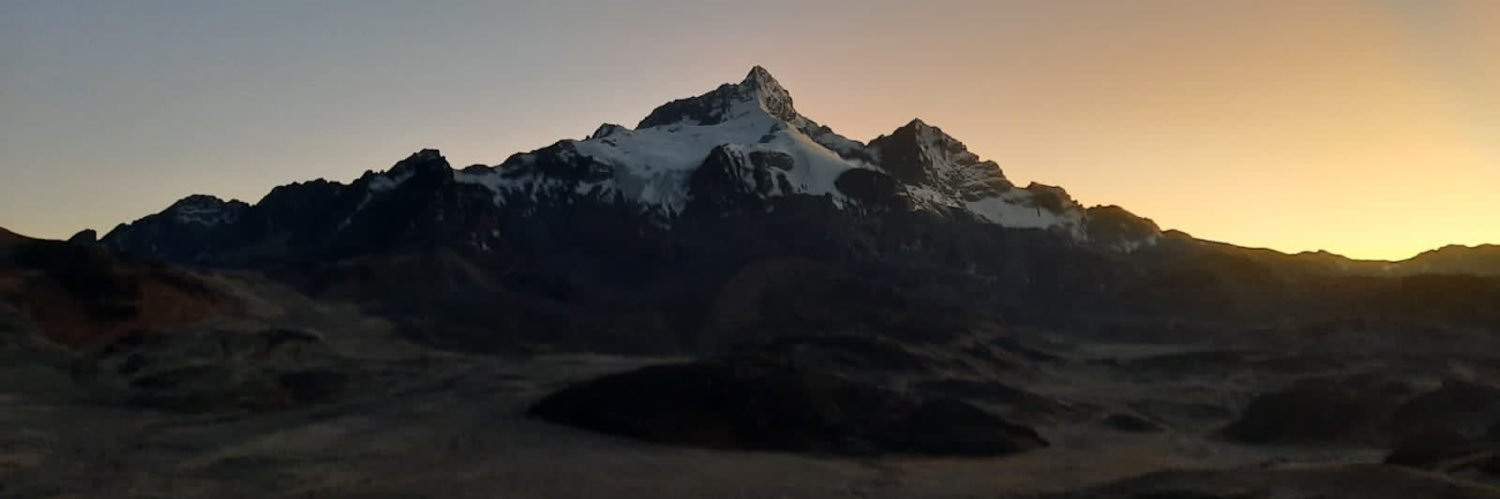 lapequeAda's profile banner image