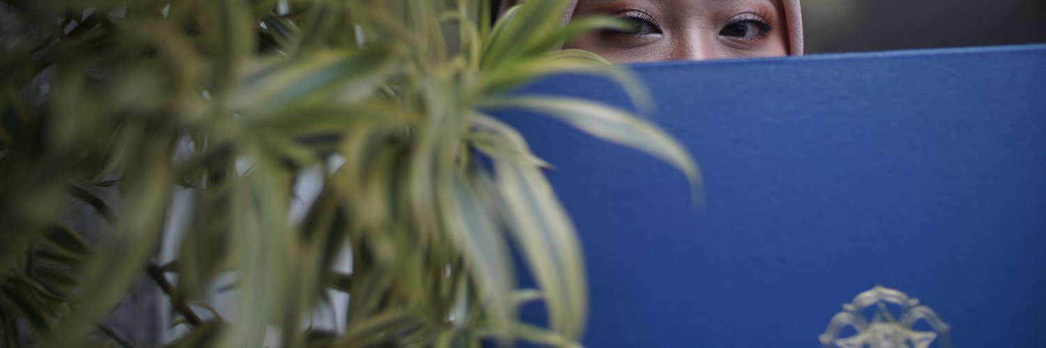 tiaracmonicha's profile banner image