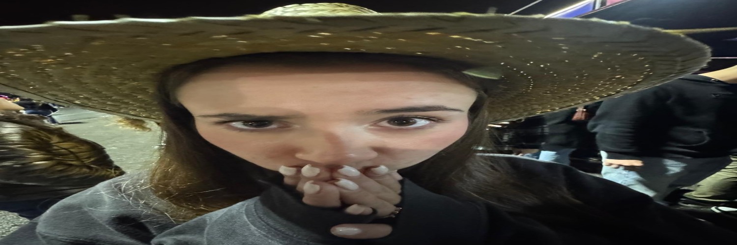 flexviana's profile banner image