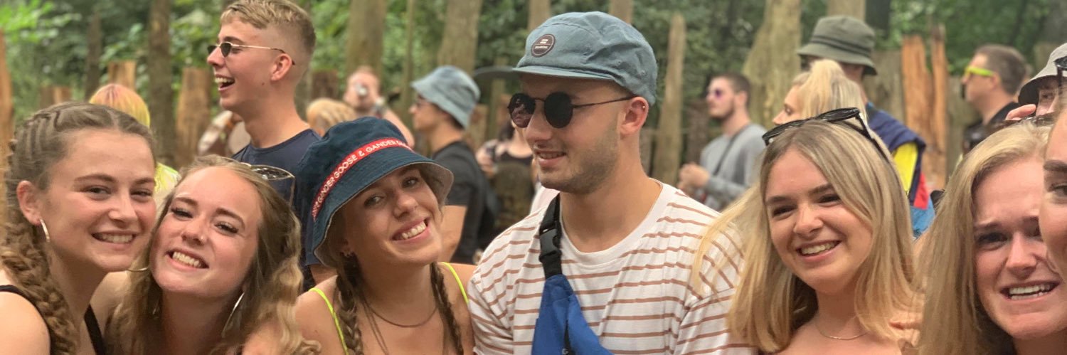CessyT_'s profile banner image