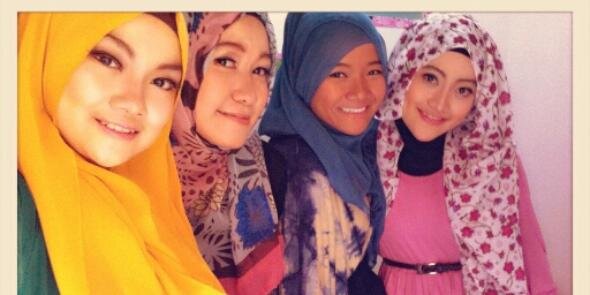 nida_safa's profile banner image