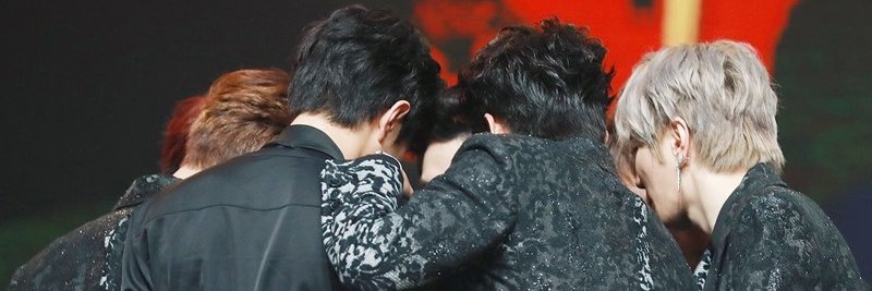 r_0729's profile banner image