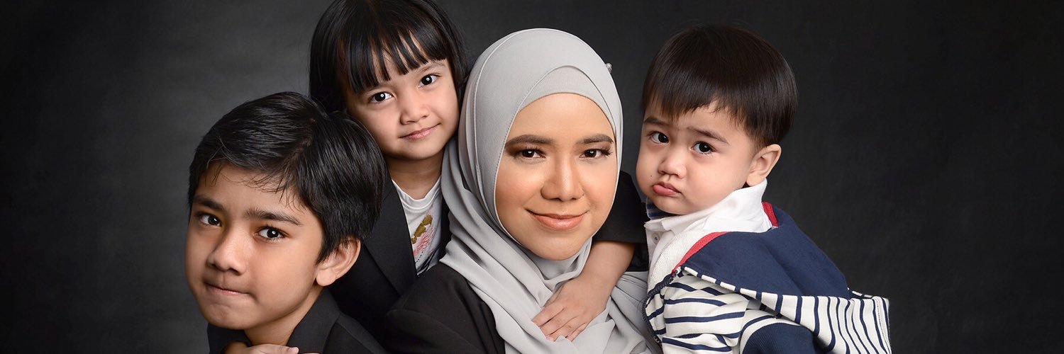myshaiz's profile banner image