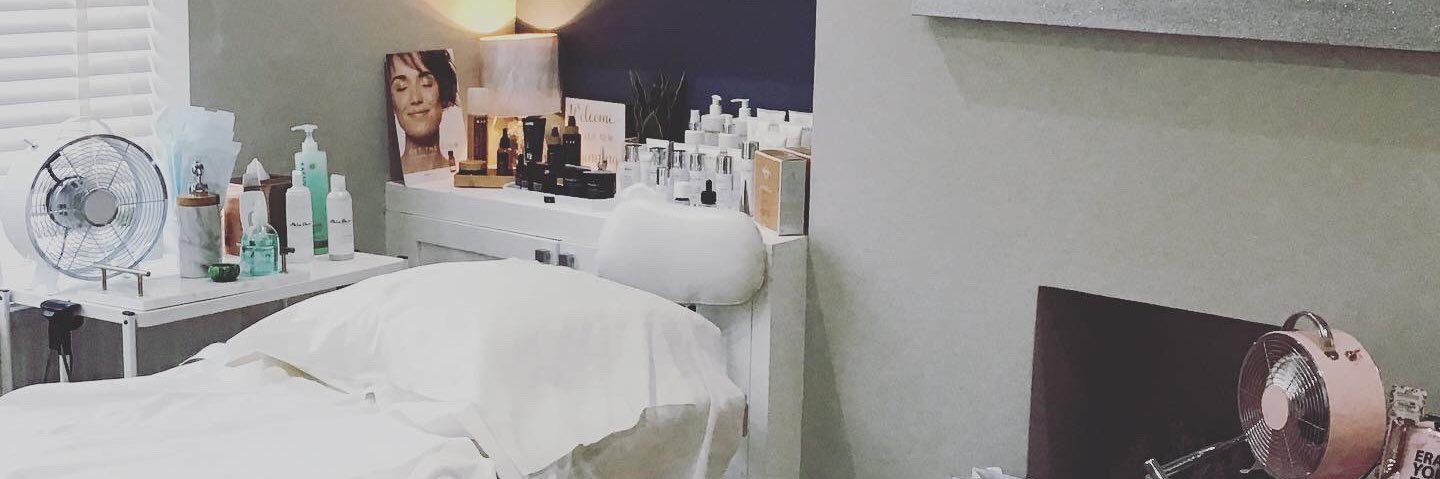 SalonDevine's profile banner image