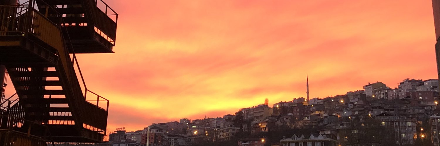 ozturkemn's profile banner image