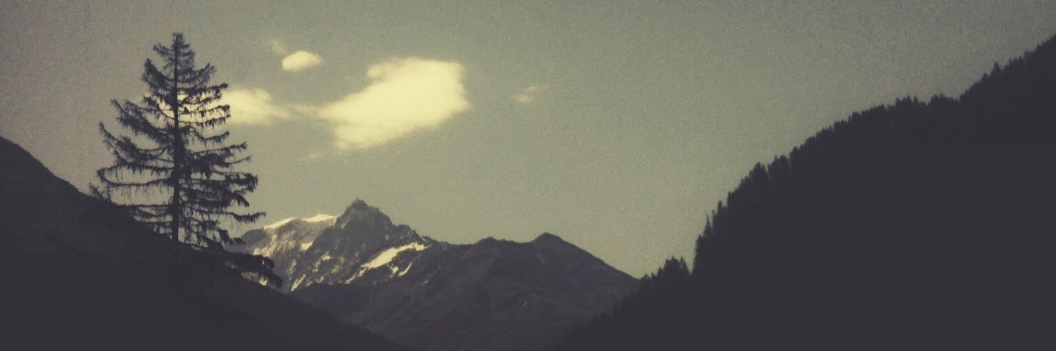 (ﾉ◕ヮ◕)ﾉ*:･ﾟ✧ @aroom@mastodon.social banner