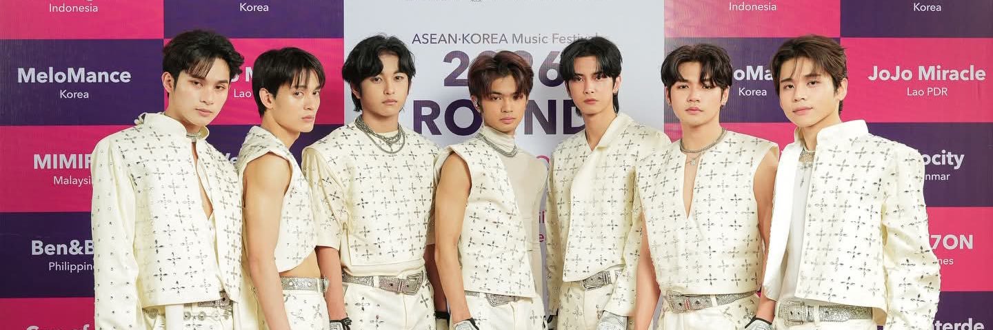 yobmik's profile banner image