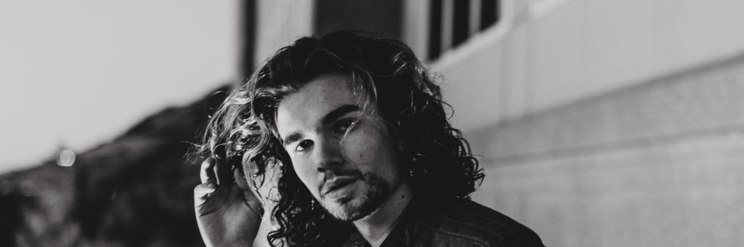 brookshenry_'s profile banner image