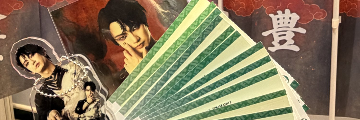 pom_zz8's profile banner image