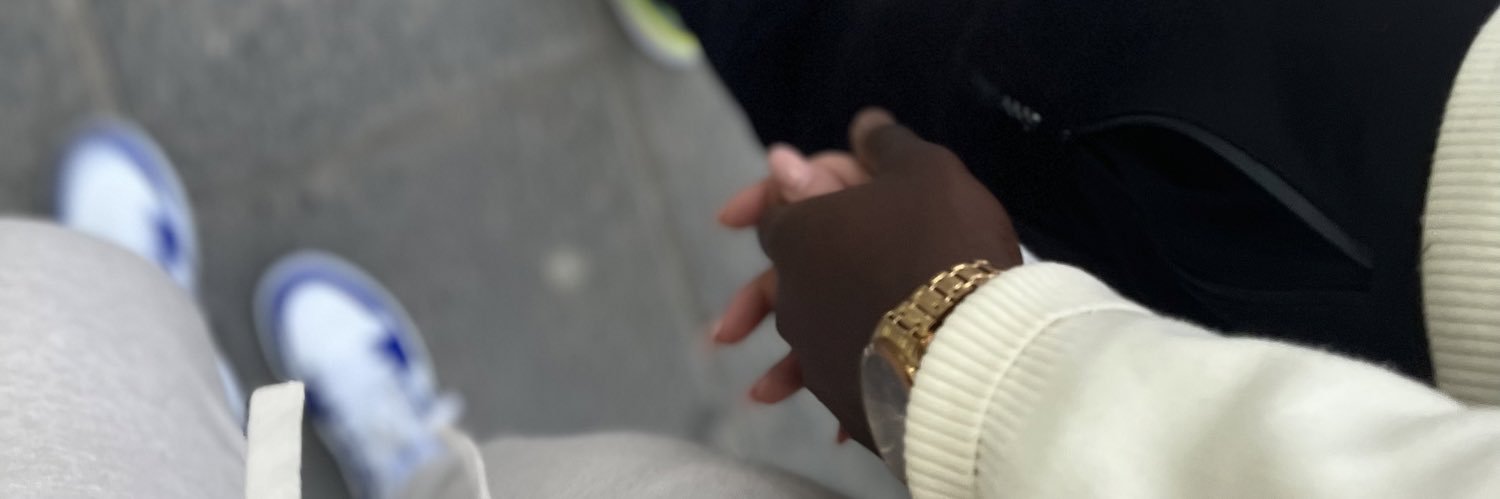 IsabelVila2's profile banner image