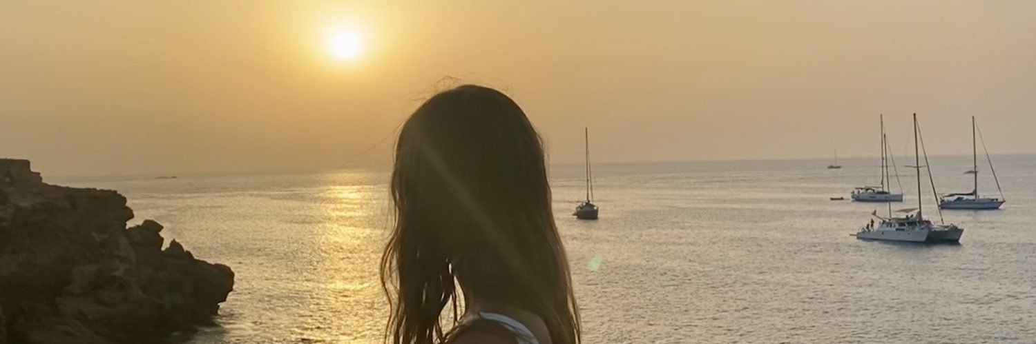 EvaMartinez_8's profile banner image
